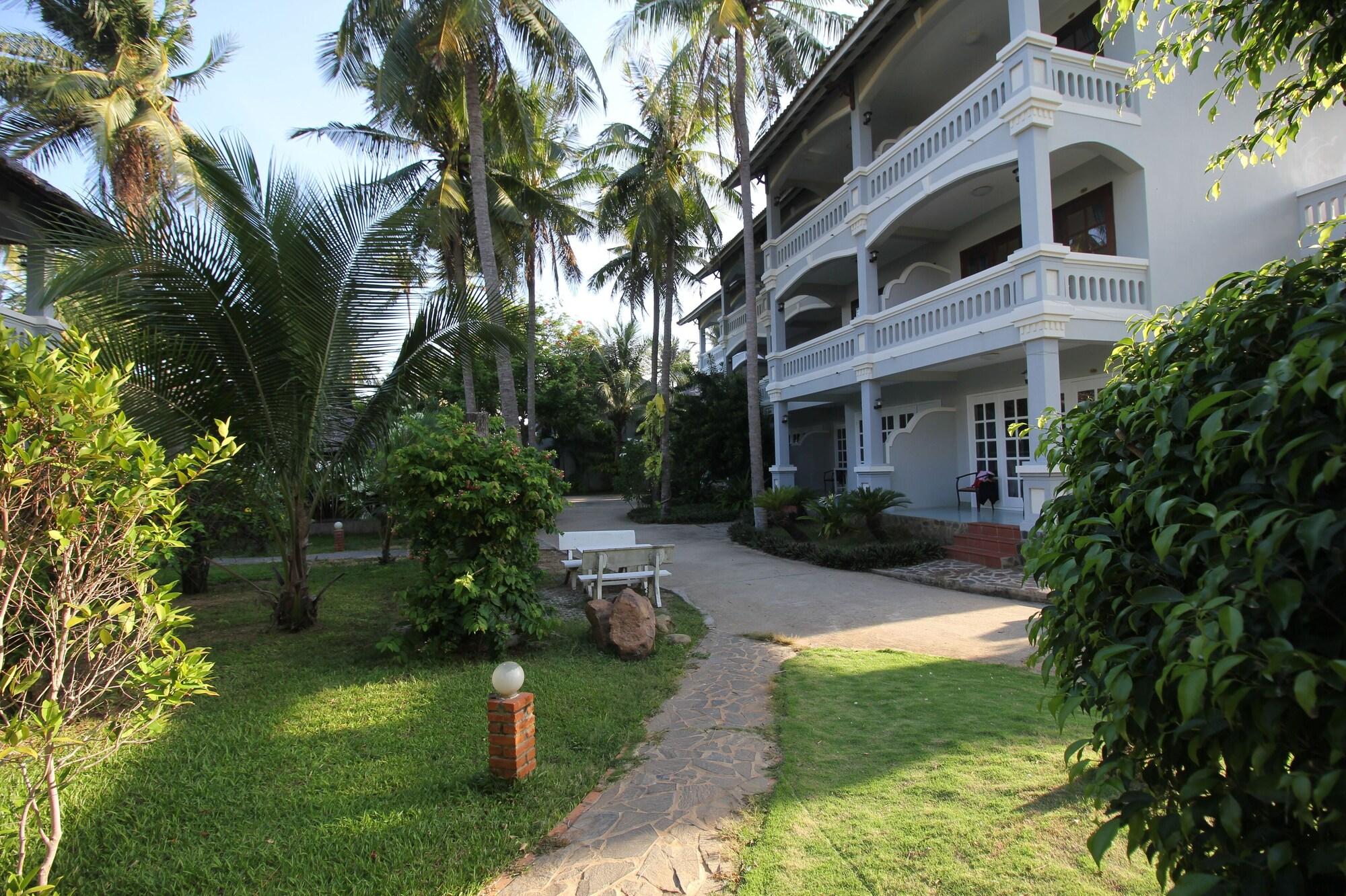 Little Paris Resort Phan Thiet Exterior foto