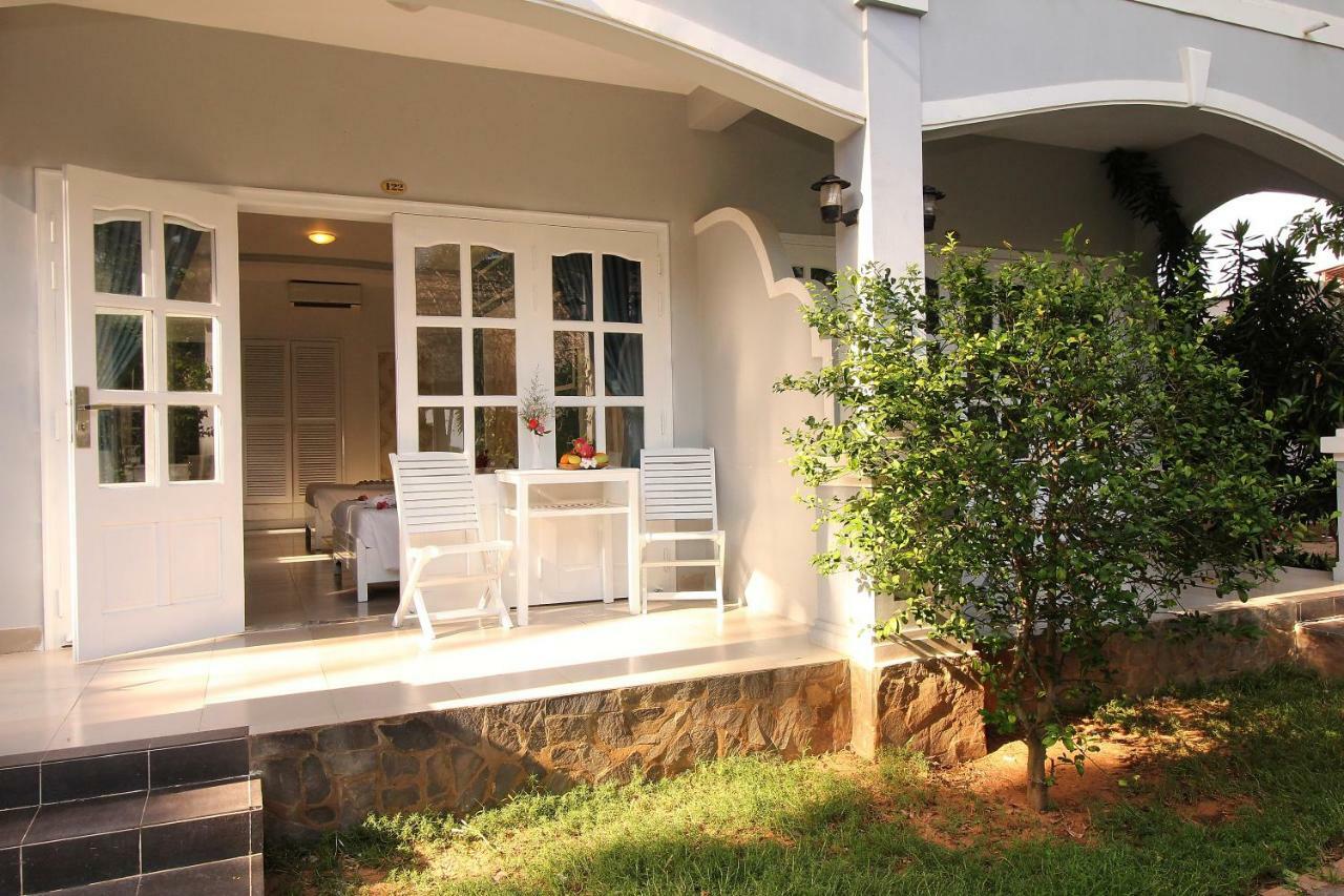 Little Paris Resort Phan Thiet Exterior foto